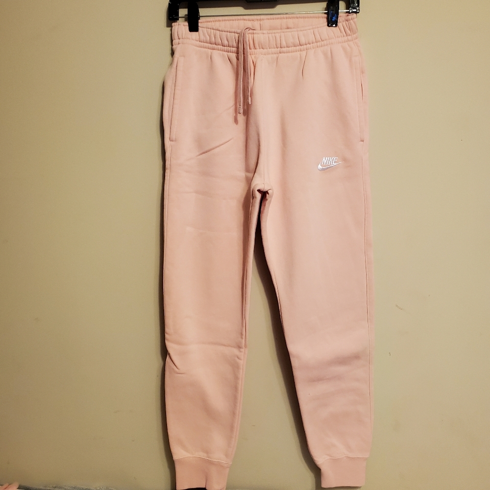 *BRAND NEW* Nike Sweatpants